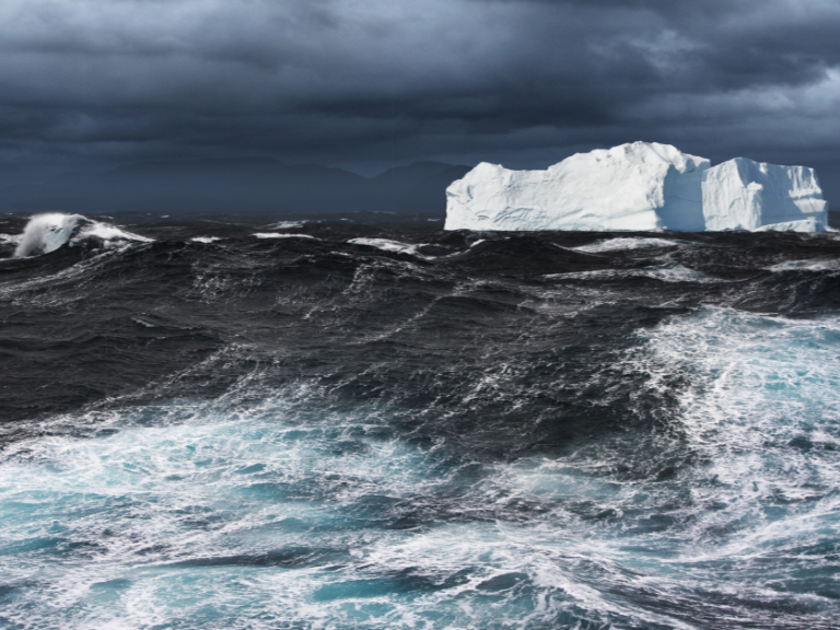 Eisberg im Meer
